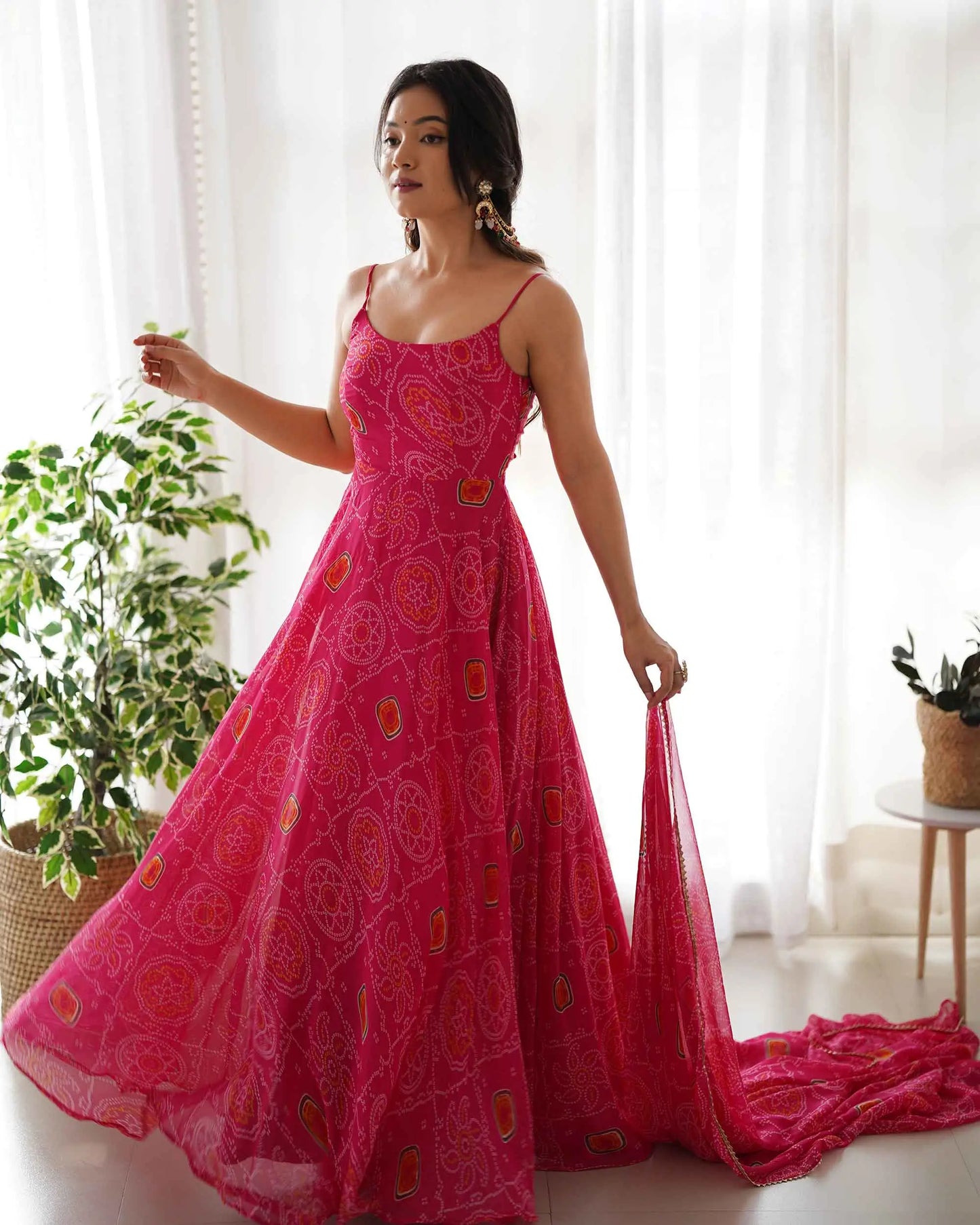 Robe légère en chiffon doux rose foncé à imprimé Bandhej avec dupatta – Élégance traditionnelle et confort moderne