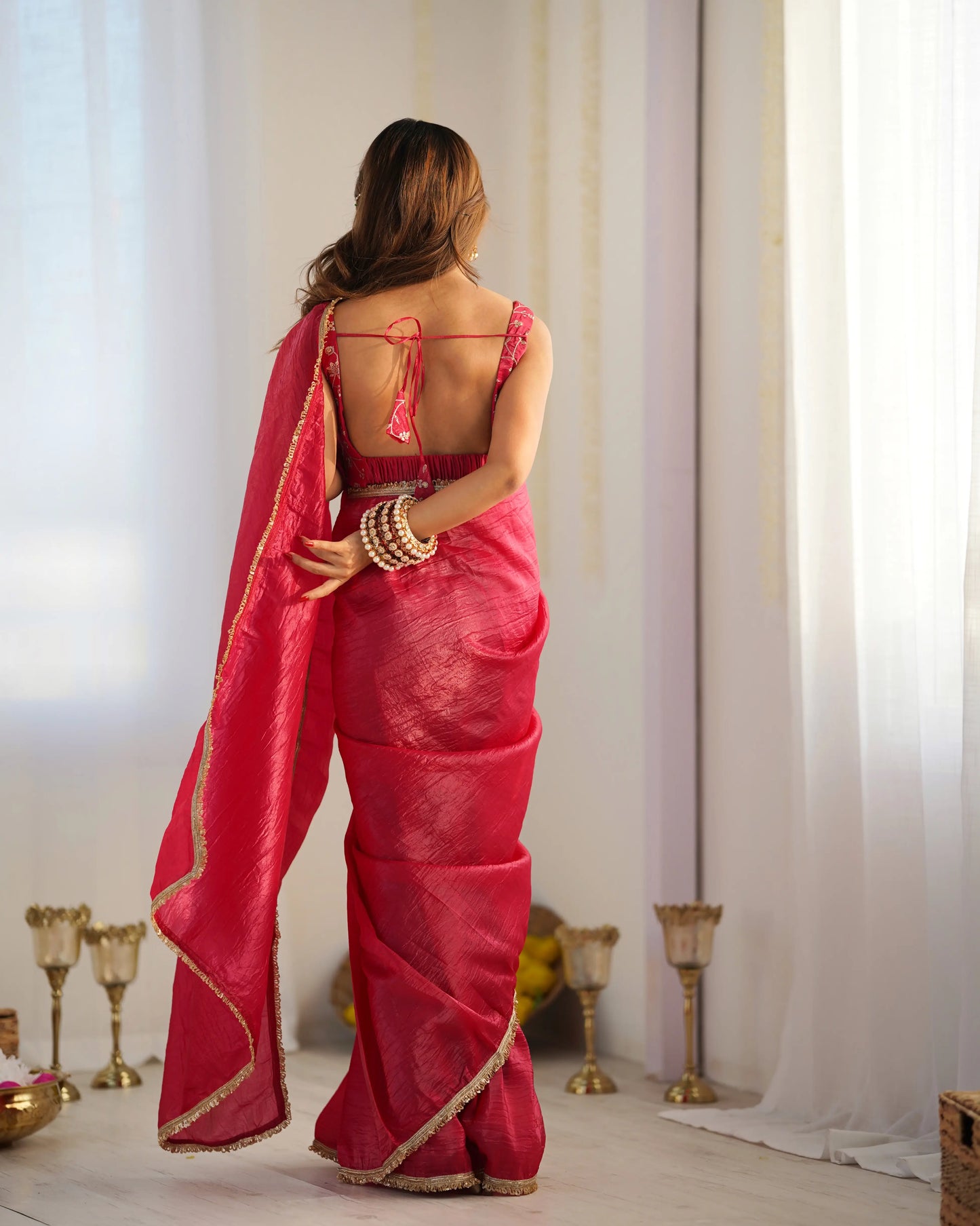 Gebrauchsfertiger Sari aus Goldstoff Crush Fuchsia Pink
