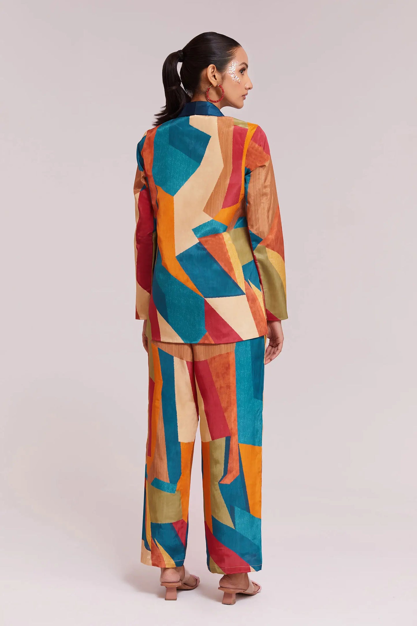 Trendy mehrfarbig bedrucktes Kombi-Set (Co-Ord Set)