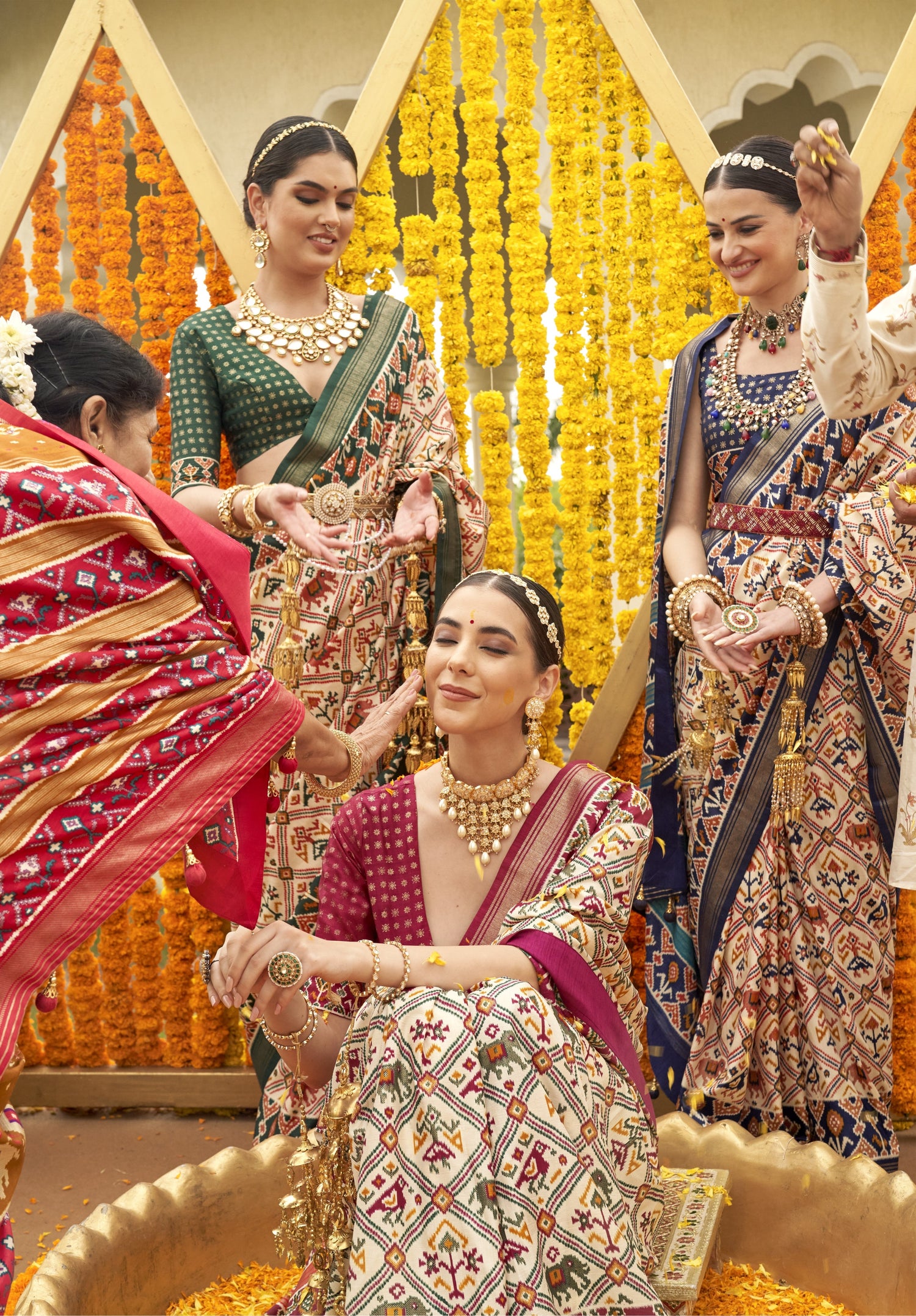 Notre sélection de tenues pour vos cérémonies de Henna, Mehendi et Haldi