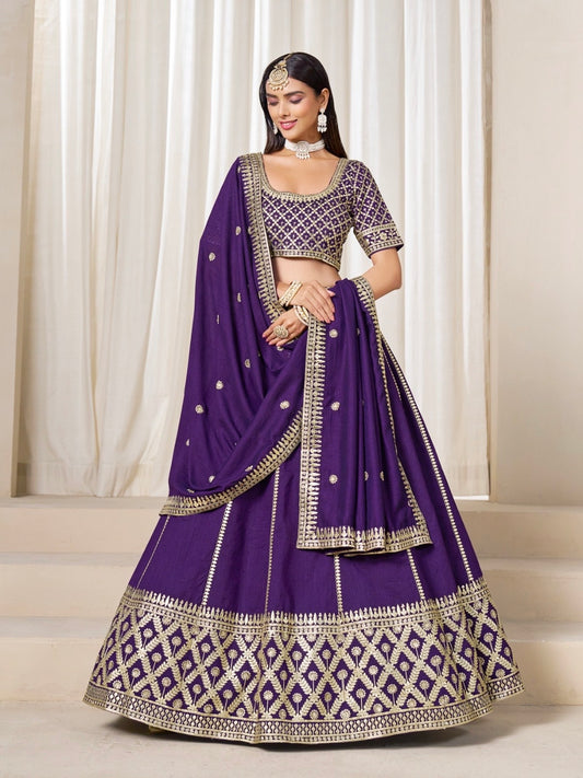Eleganter rosa-grauer Braut-Lehenga mit Zarkan-Stickerei und Pailletten