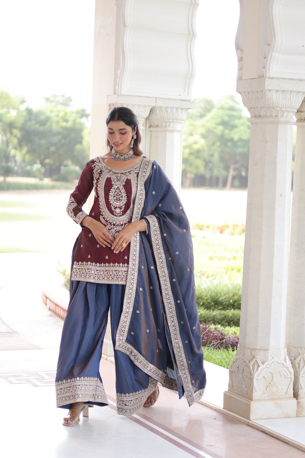 Ensemble Salwar Sharara Marron Bordeaux et Bleu foncé et COLLECTION SARRA