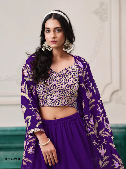 Lilafarbenes indo-westliches Sharara-Set aus Georgette mit Fadenstickerei und Pailletten