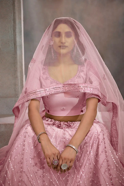 Lehenga Choli Pêche Rose Foncé en Tulle | Broderies de Fils et Sequins