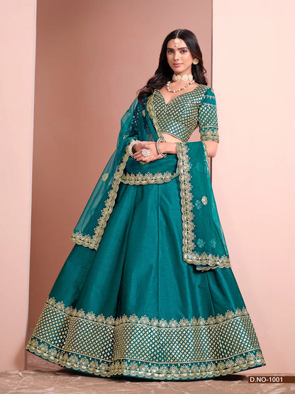 Designer Lehenga Choli en soie art bleu lagon avec broderie au fil et sequins