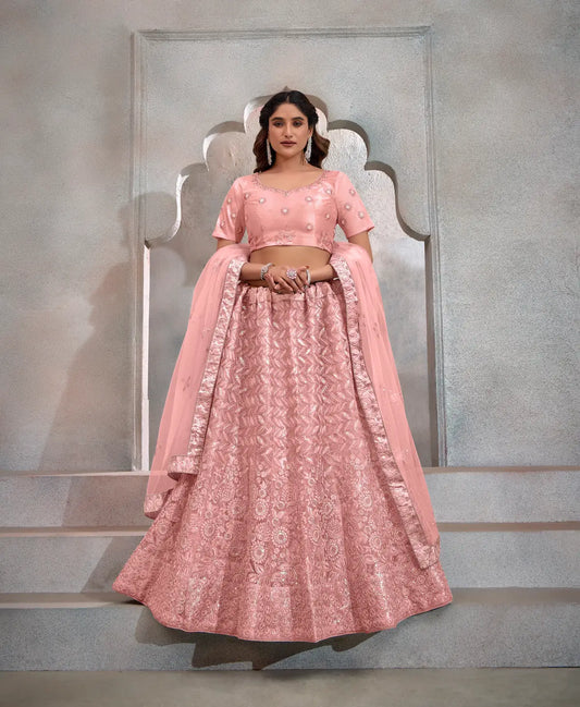 Lehenga Choli pêche en tulle avec broderies de fils et sequins