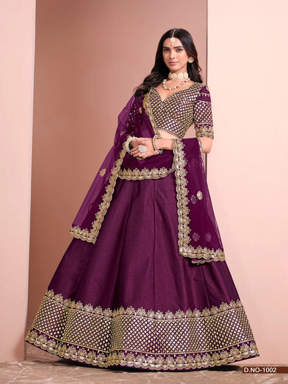 Designer Lehenga Choli en soie art couleur violet raisin foncé avec broderie au fil et sequins