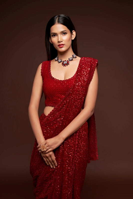 Rubinroter Georgette-Sari mit Fadenstickerei und mehreren Pailletten NAYA COLLECTION