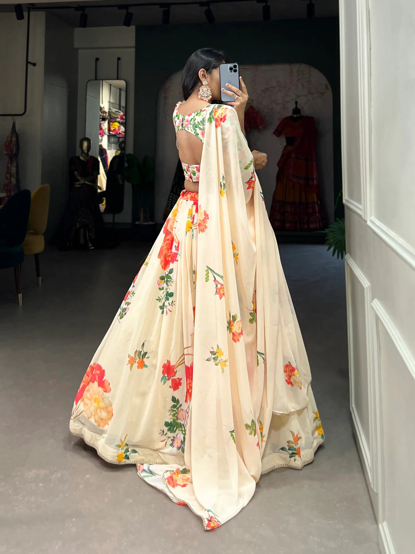 Lehenga Choli crème en georgette à imprimé floral