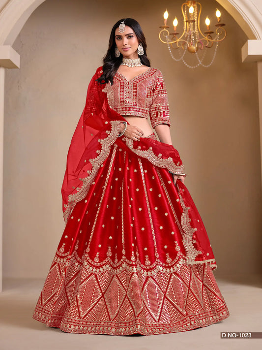 Designer Lehenga Choli aus leuchtend roter Kunstseide mit Fadenstickerei und Pailletten