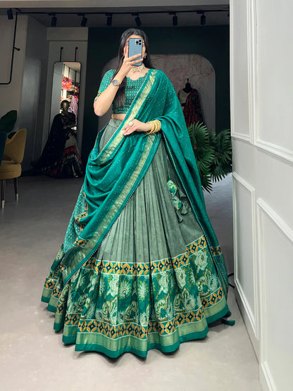 Lehenga Choli en soie Tussar vert de mer à imprimé floral