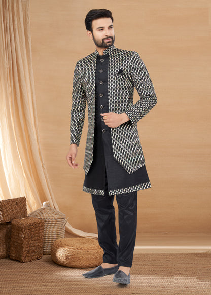 Ensemble Kurta noir avec veste noire motif multicolore en soie et viscose pure