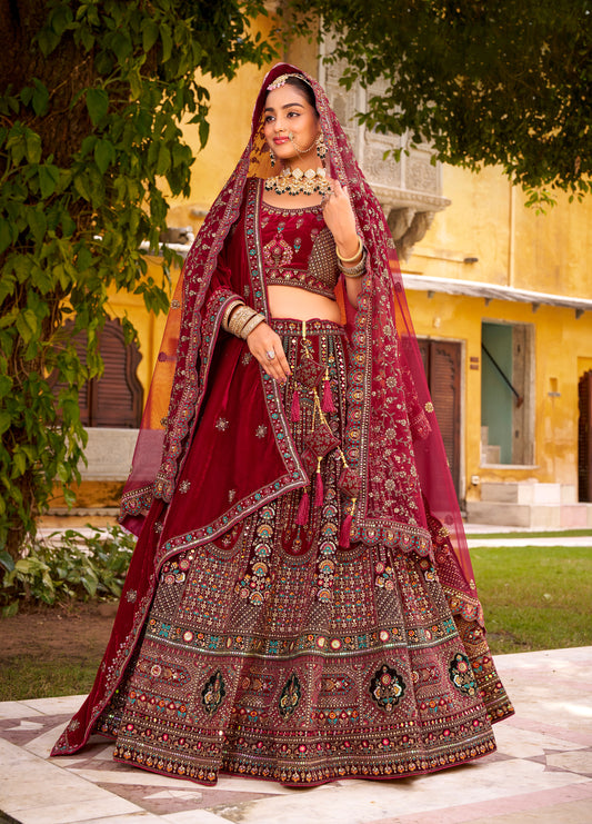 Lehenga de mariée rouge bordeaux foncé traditionnel en velours premium inspiration de créateur COLLECTION SAHIBA