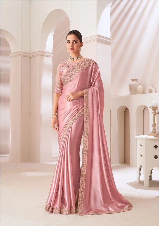 Rosa Party-Sari aus Satin-Chiffon mit Perlen, Pailletten- und Fadenstickerei