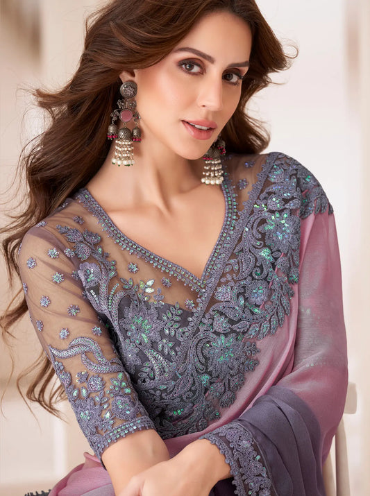 Sari de soirée chiffon dégradée pâle mauve et grise avec broderies de sequins et de fil