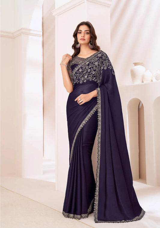 Sari de soirée en satin chiffon bleu marine avec broderie de sequins et fil