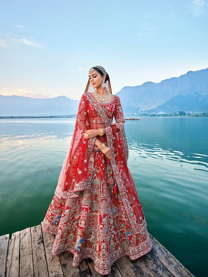 Lehenga de mariée en soie et broderies khatli rouge traditionnel avec double dupatta rouge et rose clair