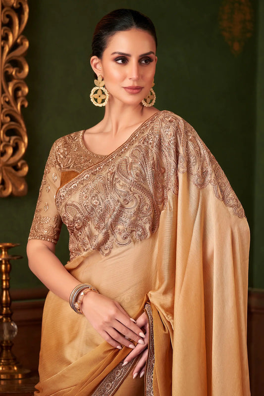 Abendsari aus Satin-Chiffon mit Farbverlauf in Gold mit Fadenstickerei und Pailletten