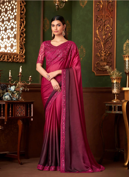Sari de fête en satin chiffon dégradé rouge cerise avec broderie au fil et aux sequins