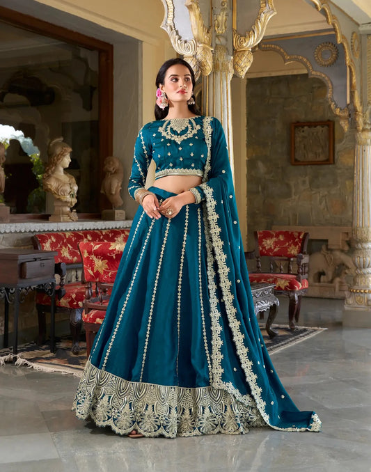 Lehenga choli en soie Vichitra bleu sarcelle avec broderies de sequins et de fil