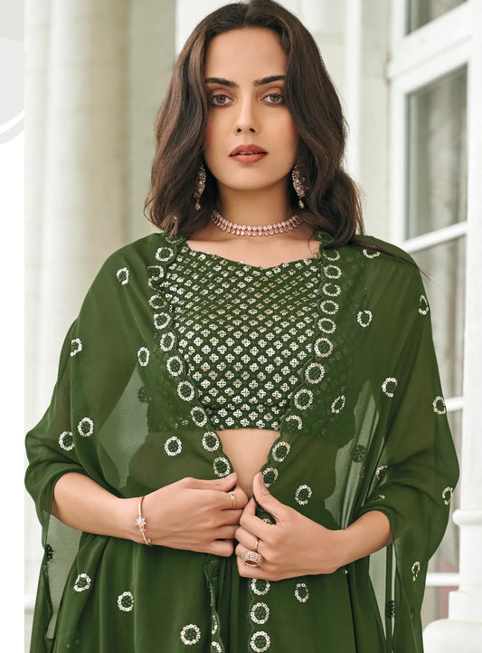 Olivgrüner Georgette-Lehenga-Choli im indo-westlichen Stil mit Fadenstickerei und Pailletten