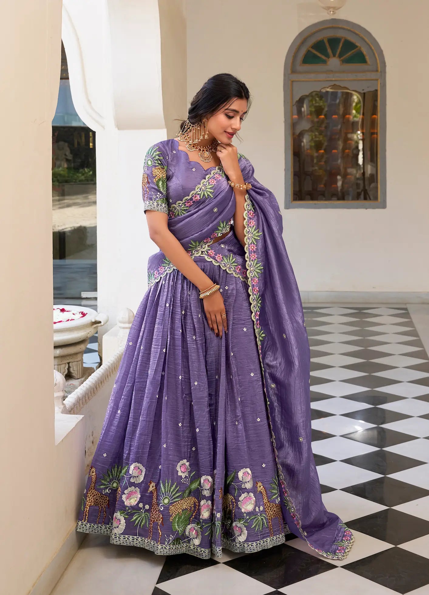 Lehenga Choli violet Lavande Crush avec broderie à sequins