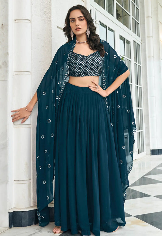 Marineblauer Georgette-Lehenga-Choli im indo-westlichen Stil mit Fadenstickerei und Pailletten