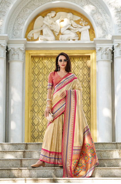 Sari en soie raffiné ethnique à bordure contrastée rose beige multicolore Tradition COLLECTION RADHIKA