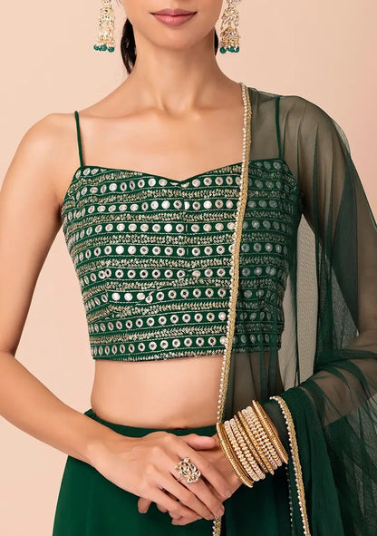 Lehenga fancy en Georgette Vert avec un travail de sequins multiples