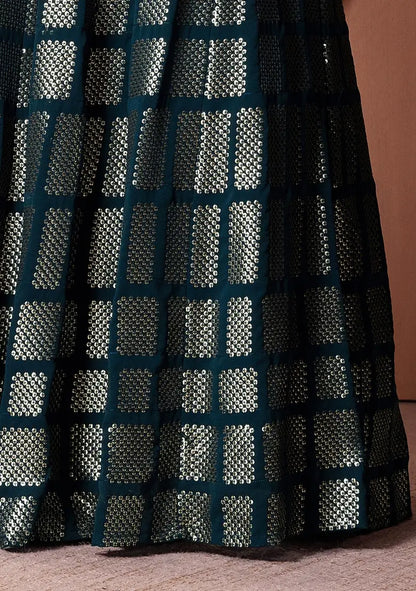Lehenga Choli en georgette bleu-vert foncé avec sequins et broderie à fil