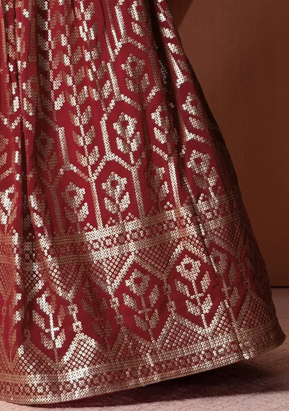 Lehenga en georgette bordeaux avec sequins et broderie à fil