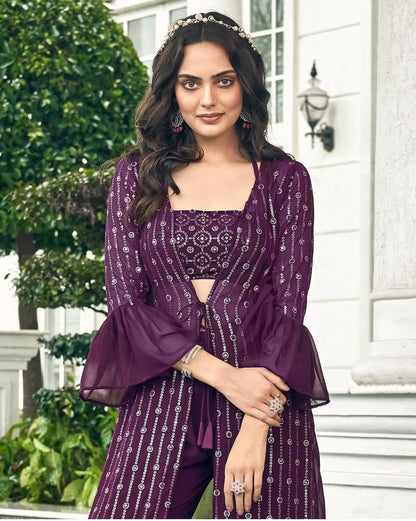 Ensemble Sharara Indo-Occidental en Georgette Violet Raisin Foncé avec Broderie au Fil et Sequins