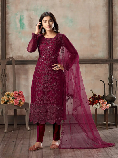 Ensemble Salwar en Filet Rose Foncé avec Broderie au Fil et Sequins