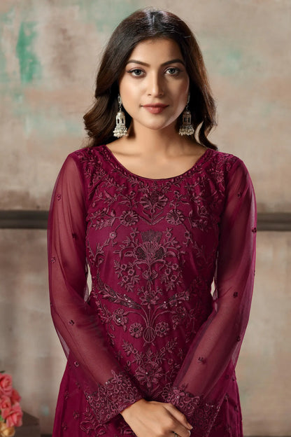 Ensemble Salwar en Filet Rose Foncé avec Broderie au Fil et Sequins