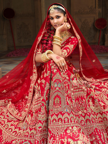 Lehenga de mariée rouge ARPITA avec détails de broderies dorées