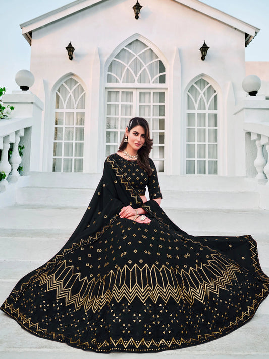 Ensemble Lehenga Choli bleu marine en georgette avec broderie en fil et sequins