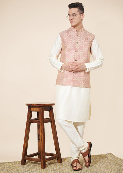 Ensemble Kurta tendance blanc avec Veste Koti rose clair en jacquard COLLECTION AYAAN