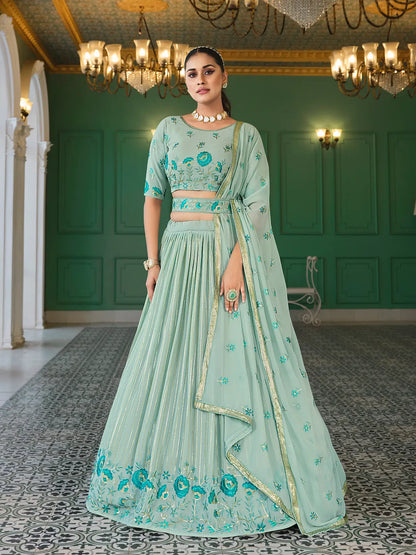 Ensemble Lehenga Choli vert clair en Georgette avec broderie en fil et sequins