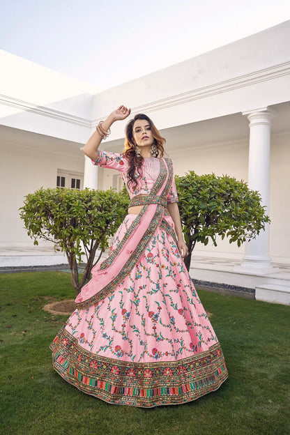 Lehenga Choli en Soie Rose avec Broderie au Fil et Sequins COLLECTION KAYANI