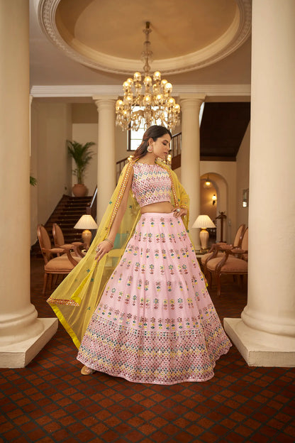 Ensemble Lehenga Rose Tendre en Georgette avec Travail Gota Patti et Broderies