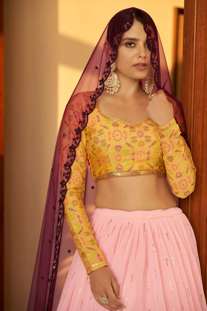 Lehenga Choli en Georgette Rose Clair contrasté avec Travail Mukaish Embelli