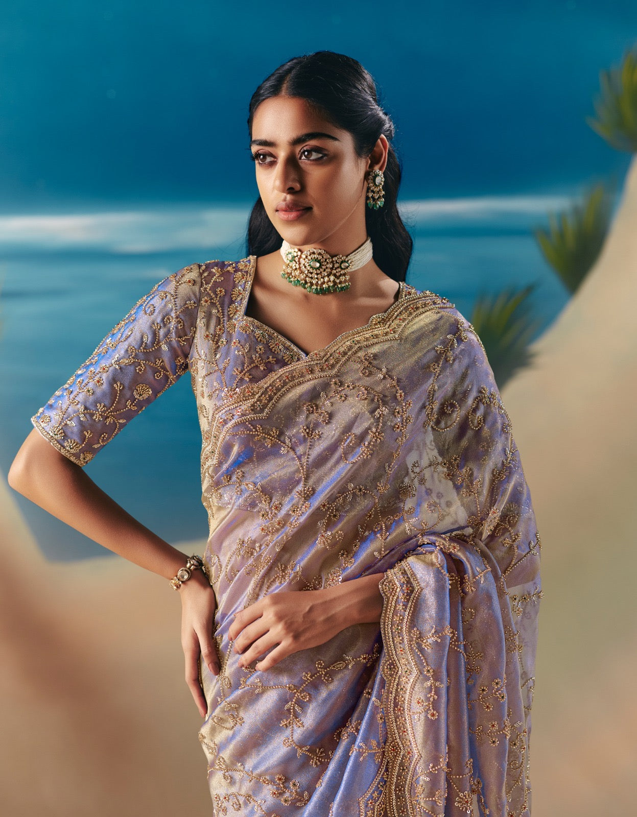 Sari violet pastel aux broderies de sequins et pierres scintillantes COLLECTION ANVESHI