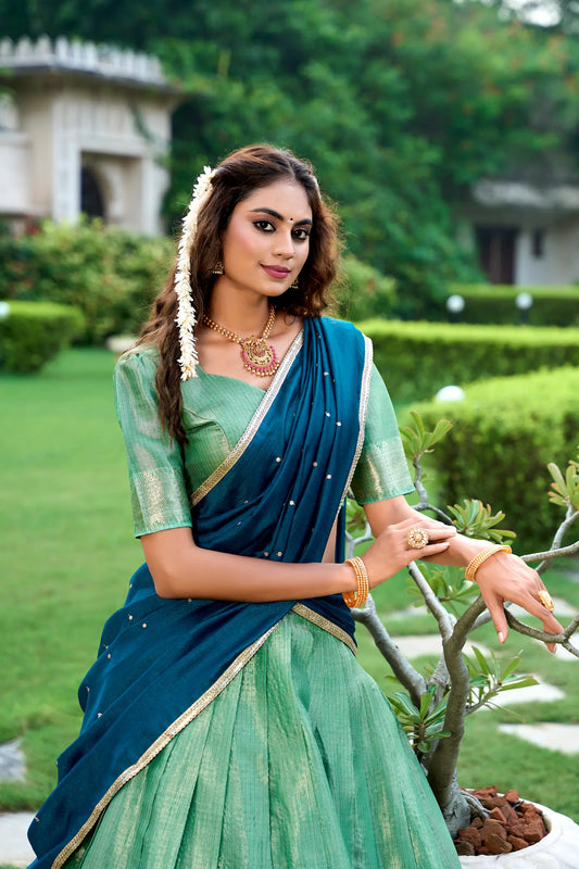 Seegrüner Lehenga Choli in Kanchipuram mit Zari-Webarbeit