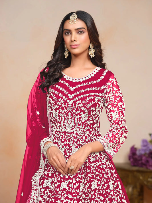 Rosa Kleid / Abendkleid für besondere Anlässe aus Seide und Stickerei