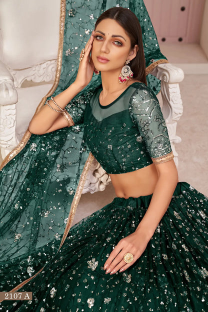 Lehenga Choli Vert avec broderie en fil de coton blanc, zari et sequins