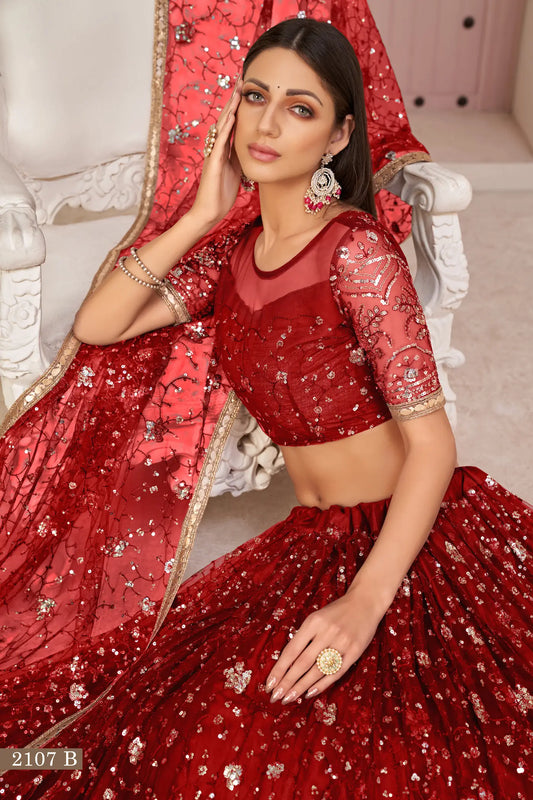 Rotes Netz-Lehenga-Choli mit weißer Baumwollfadenstickerei, Zari und Pailletten