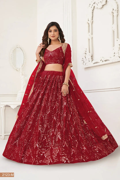 Lehenga Choli en filet rouge bordeaux avec broderie au fil, travail de miroirs et broderie de sequins