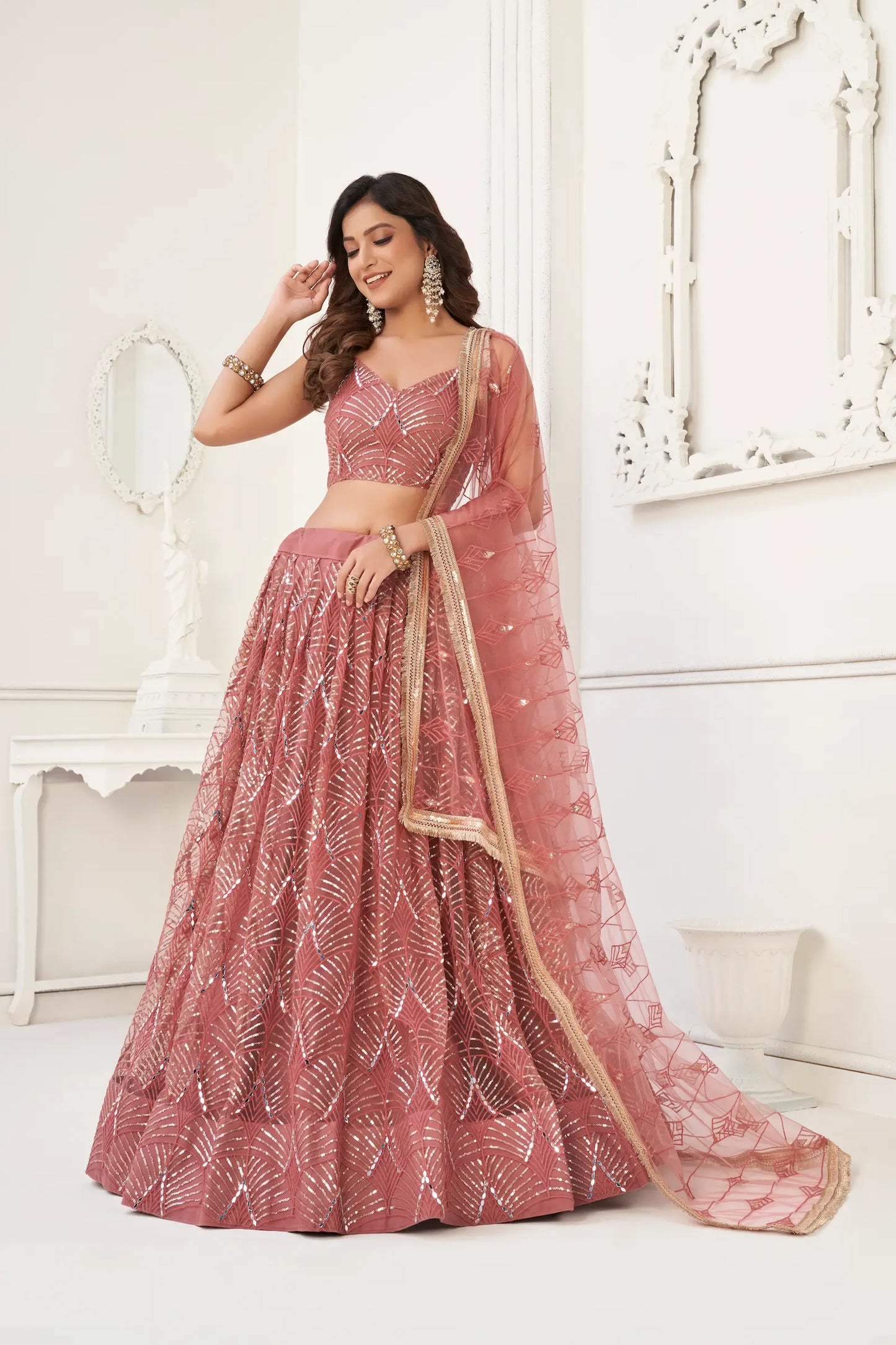 Lehenga Choli Rose Poudré Antique | Robe Indienne en Tulle | Broderies et Miroirs