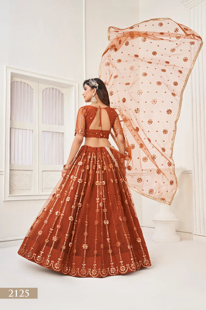Lehenga Choli Marron en Tulle avec Broderie au Fil, Miroirs en Papier et Dentelle Élégante