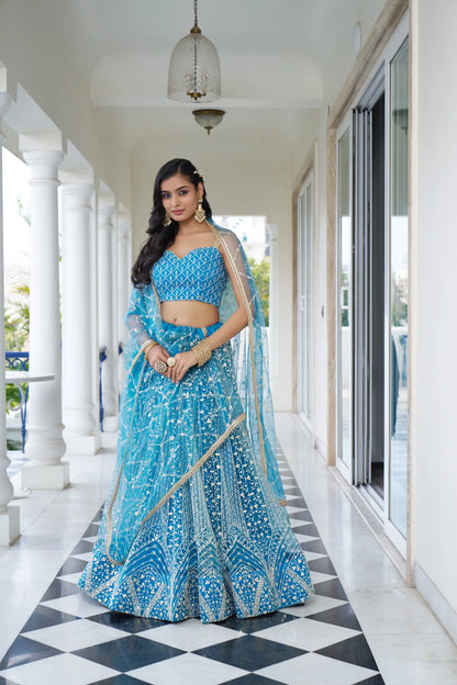 Lehenga Choli Ensemble Bleu Ciel  | Tulle avec Broderies Coton et Sequins | Modèle chargé pour Occasions